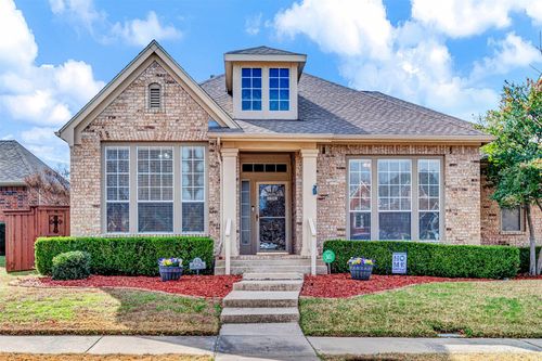 1716 Ivy Ln, Carrollton, TX, 75007-1438 | Card Image
