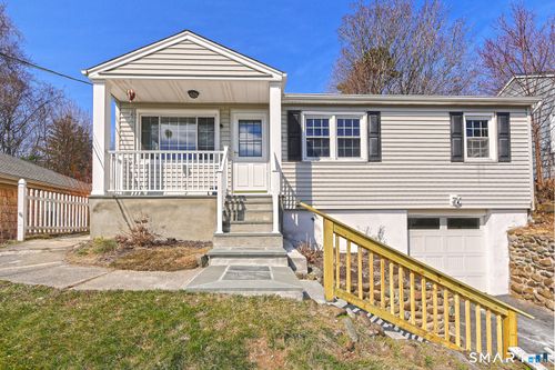 110 Bellevue Ave, West Haven, CT, 06516-6701 | Card Image