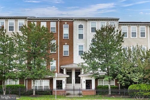 23-14213 Saint Germain Dr, CENTREVILLE, VA, 20121 | Card Image