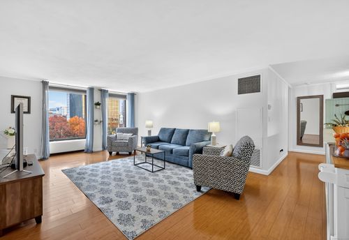 apt-11d-1 Gold St, Hartford, CT, 06103-2907 | Card Image