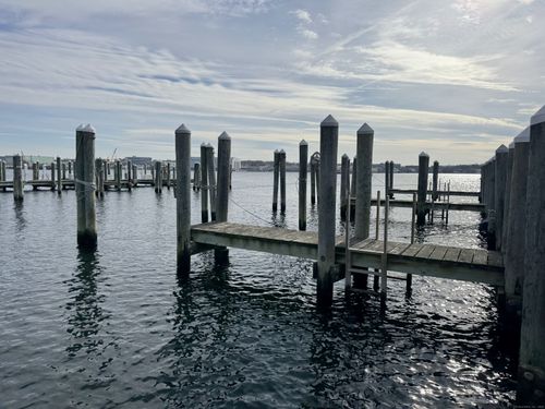 3530-100 Pequot Ave, New London, CT, 06320-5445 | Card Image