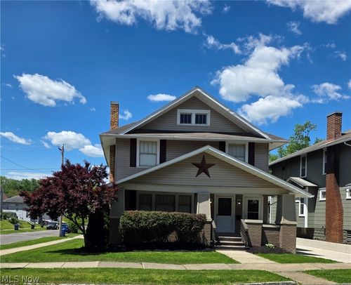 401 N 9th St, Cambridge, OH, 43725-1805 | Card Image