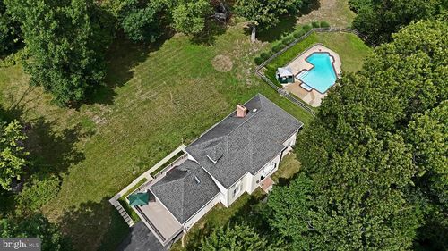 650 Gabriel Ct, POTTSTOWN, PA, 19464-2424 | Card Image