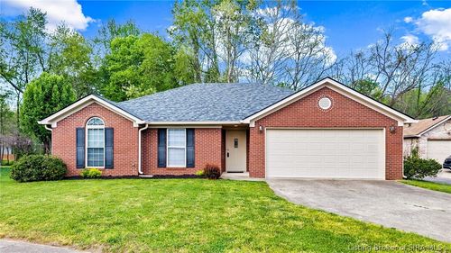 8514 Big Springs Ct, Sellersburg, IN, 47172-9064 | Card Image