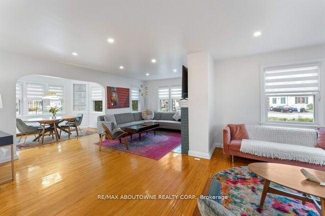 1 College St, House other with 4 bedrooms, 3 bathrooms and 2 parking in Kingston ON | Image 8