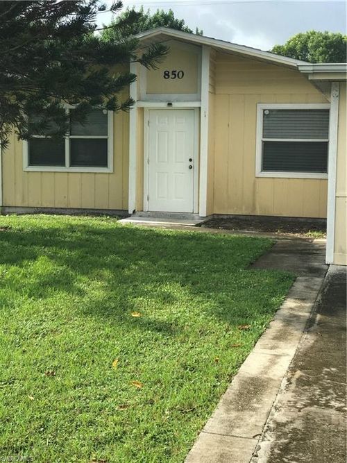 850 105th Ave N, Naples, FL, 34108-1844 | Card Image