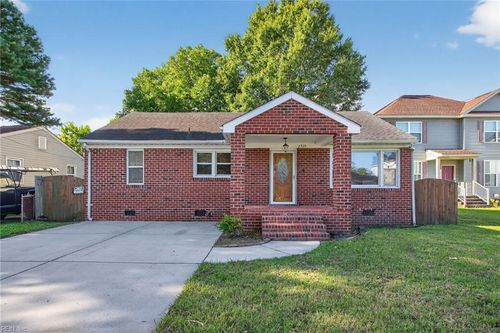 2535 Dexter St E, Chesapeake, VA, 23324-3021 | Card Image