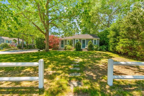 157 Wading Place Road, Mashpee, MA, 02649 | Card Image