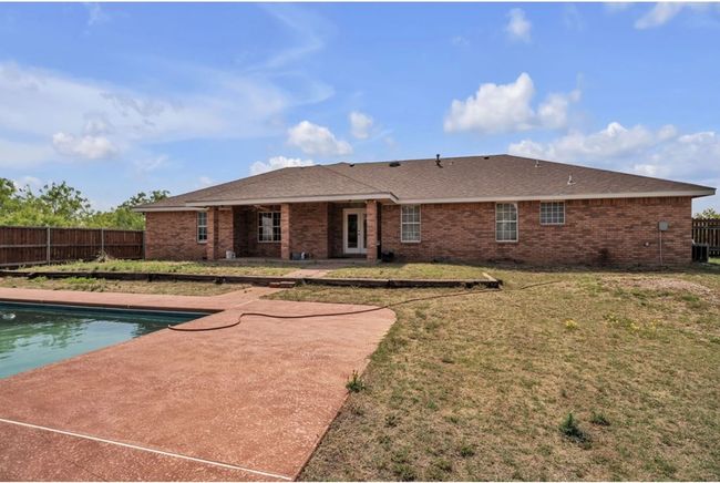 105 Maple St, House other with 4 bedrooms, 2 bathrooms and 2 parking in Coahoma TX | Image 31