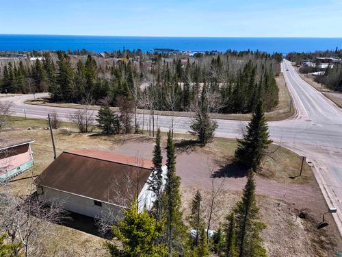 820 5th Ave W, Grand Marais, MN, 55604-5008 | Card Image