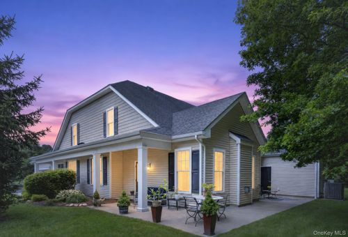 1 Maggie May Way, Cold Spring, NY, 10516-3880 | Card Image