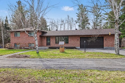 113 Goodwood Cres, Carleton Place, ON, K7C0V3 | Card Image