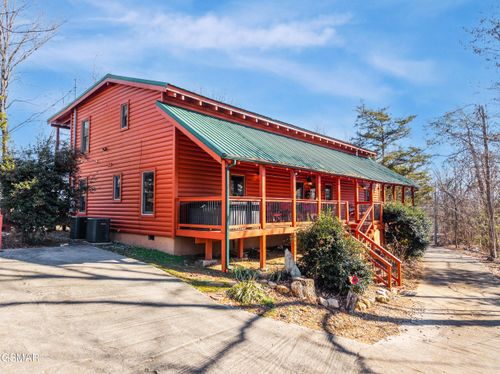 1707 Ridgecrest Dr, Sevierville, TN, 37876-7405 | Card Image