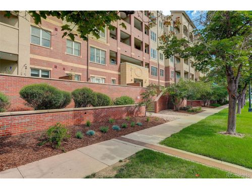 apt-201-2200 S University Blvd, Denver, CO, 80210-4760 | Card Image