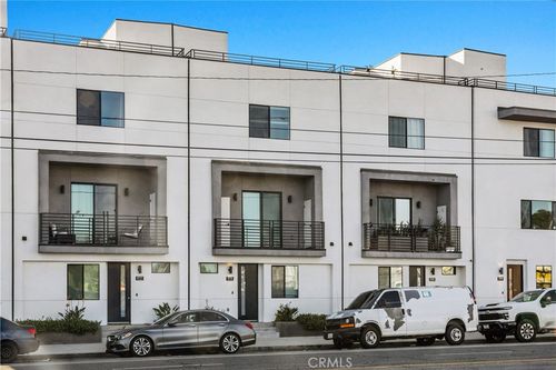 6719 Sepulveda Blvd, Van Nuys, CA, 91411 | Card Image