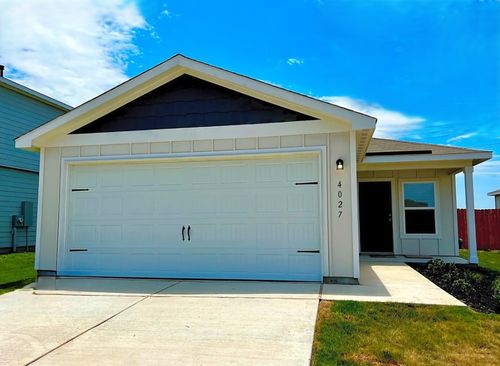 4027 Trail De Paris, Canyon Lake, TX, 78132-0302 | Card Image