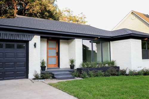 816 Kirkwood Dr, Dallas, TX, 75218-2208 | Card Image