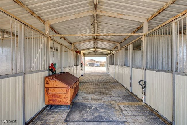 View of stable | Image 6