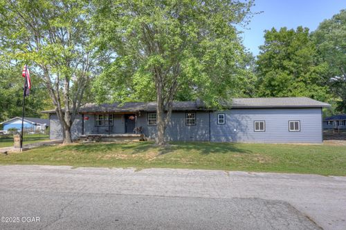 2004 Elm St, Seneca, MO, 64865-9771 | Card Image