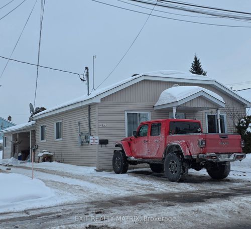 309-311 Salisbury St, Hawkesbury, ON, K6A2P5 | Card Image