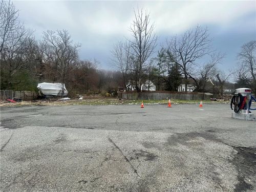 585 Route 303, Blauvelt, NY, 10913-1109 | Card Image