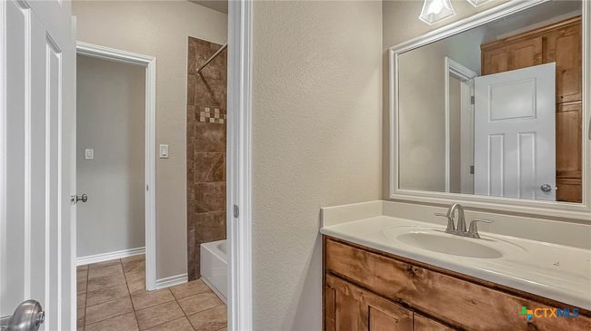 1210 Mountain View Dr, House other with 3 bedrooms, 3 bathrooms and null parking in Harker Heights TX | Image 20