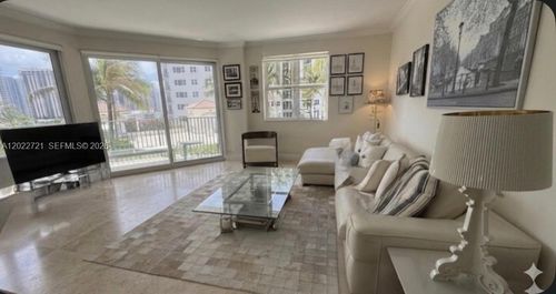 601-20000 E Country Club Dr, Aventura, FL, 33180 | Card Image