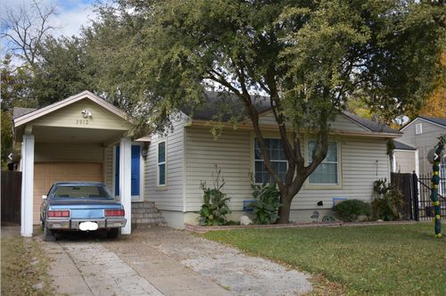 3912 Valentine St, Fort Worth, TX, 76107-5608 | Card Image