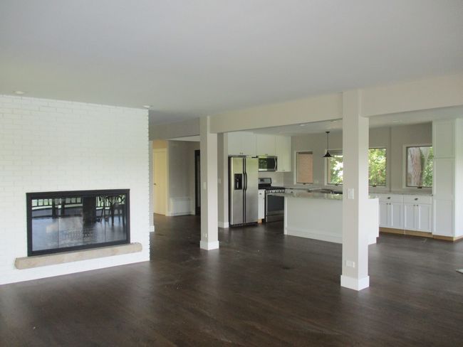 27094 W Lakeview Dr S, House other with 4 bedrooms, 4 bathrooms and 2 parking in Lake Barrington IL | Image 9