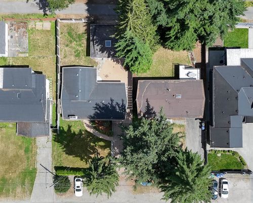 9714 131 St, Surrey, BC, V3T3P3 | Card Image