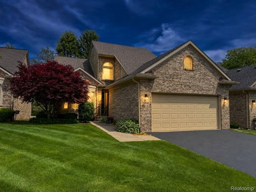 45325 Stonehedge Dr, Plymouth, MI, 48170-3992 | Card Image