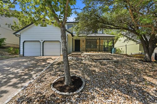 8400 Spring Valley Dr, Austin, TX, 78736-3027 | Card Image
