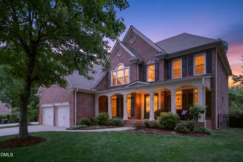 100 Chadmore Dr, Cary, NC, 27518-6370 | Card Image