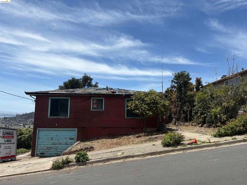 605 Sea View Dr, El Cerrito, CA, 94530-3352 | Card Image