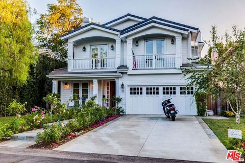 3217 Greenfield Ave, Los Angeles, CA, 90034-3017 | Card Image