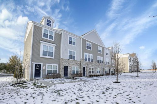 232 Autumn Ridge Cir, Pickerington, OH, 43147-7839 | Card Image