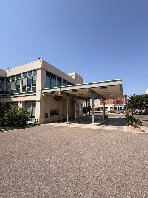 121 W City Center Dr, Pueblo, CO, 81003-1031 | Card Image