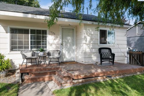 1325 Sanford Ave, Richland, WA, 99354-3136 | Card Image