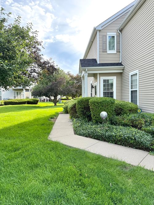 1431 Westhampton Dr, Plainfield, IL, 60586-5857 | Card Image
