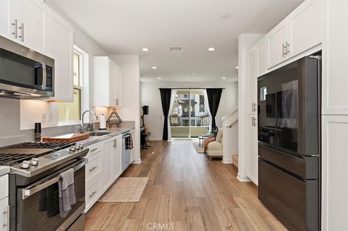 241 Goldfinch St, Rancho Mission Viejo, CA, 92694-1678 | Card Image