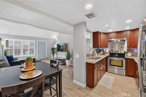 b3-435 W 9th St, Upland, CA, 91786-5916 | Card Image