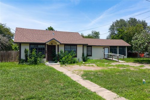 801 E 1st St, Alice, TX, 78332-5001 | Card Image