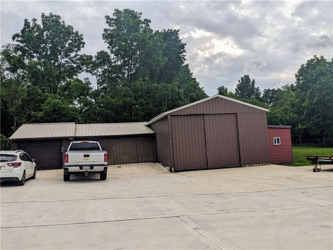 Detached Garage & Workshop | Image 37