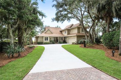 12 Barksdale Court, House other with 5 bedrooms, 4 bathrooms and null parking in Hilton Head Island SC | Image 1