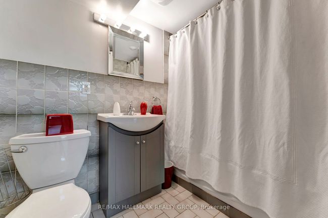 2121 Fillmore Cres, House other with 5 bedrooms, 4 bathrooms and 4 parking in Gloucester ON | Image 27
