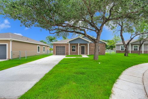 614 Villa Linda, San Antonio, TX, 78237-1339 | Card Image