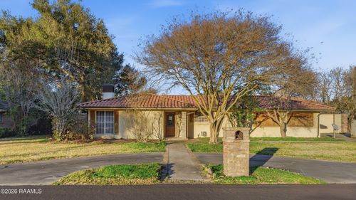 217 Kim Dr, Lafayette, LA, 70503-3925 | Card Image