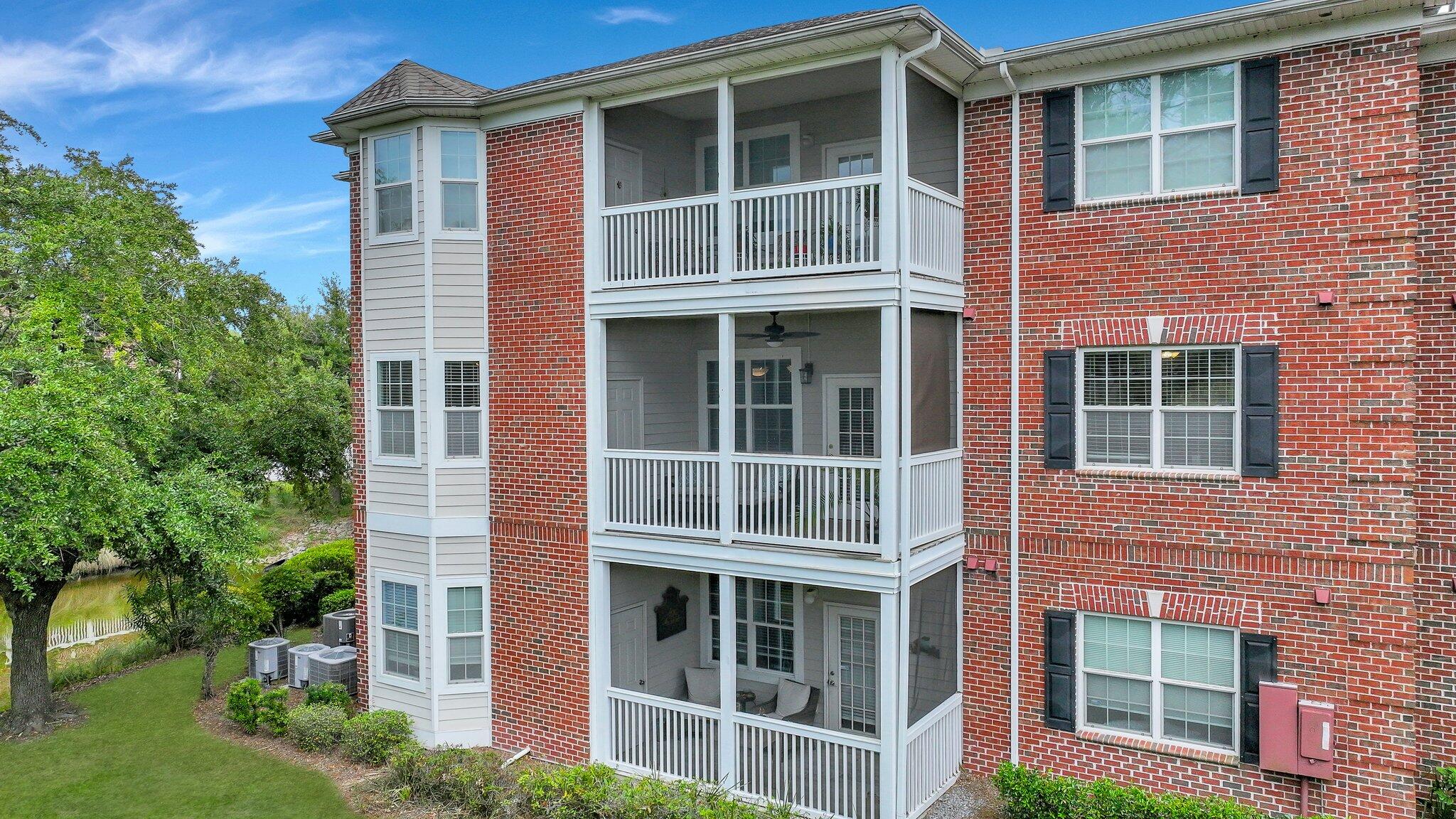 Cambridge Lakes Dr, Mount Pleasant, SC 29464