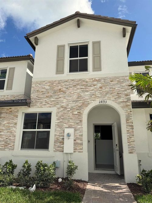 2893 Se 25th Rd, Homestead, FL, 33035-2635 | Card Image