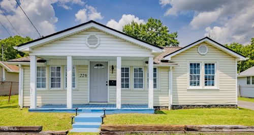 226 E Millpond St, Kingsport, TN, 37660-4034 | Card Image